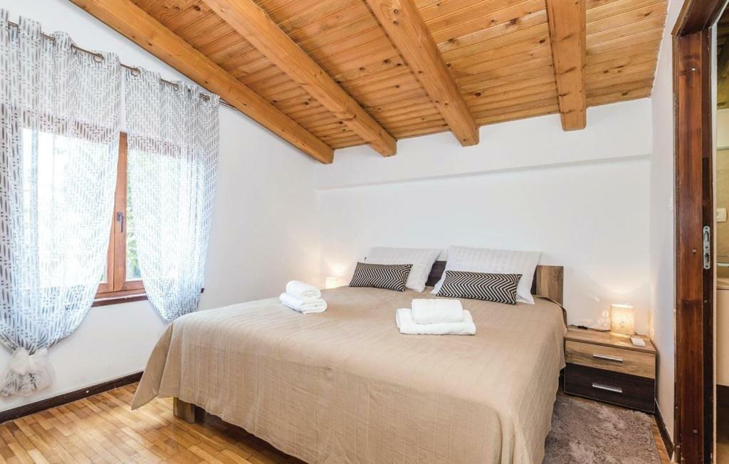 Villa Nino Ловран Екстериор снимка