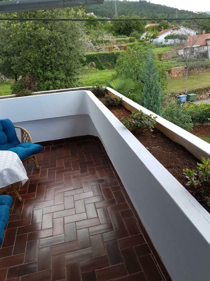Villa Nino Ловран Екстериор снимка