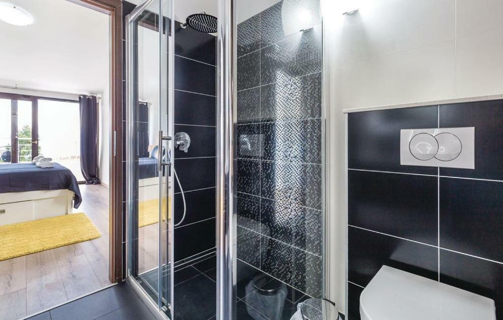Villa Nino Ловран Екстериор снимка