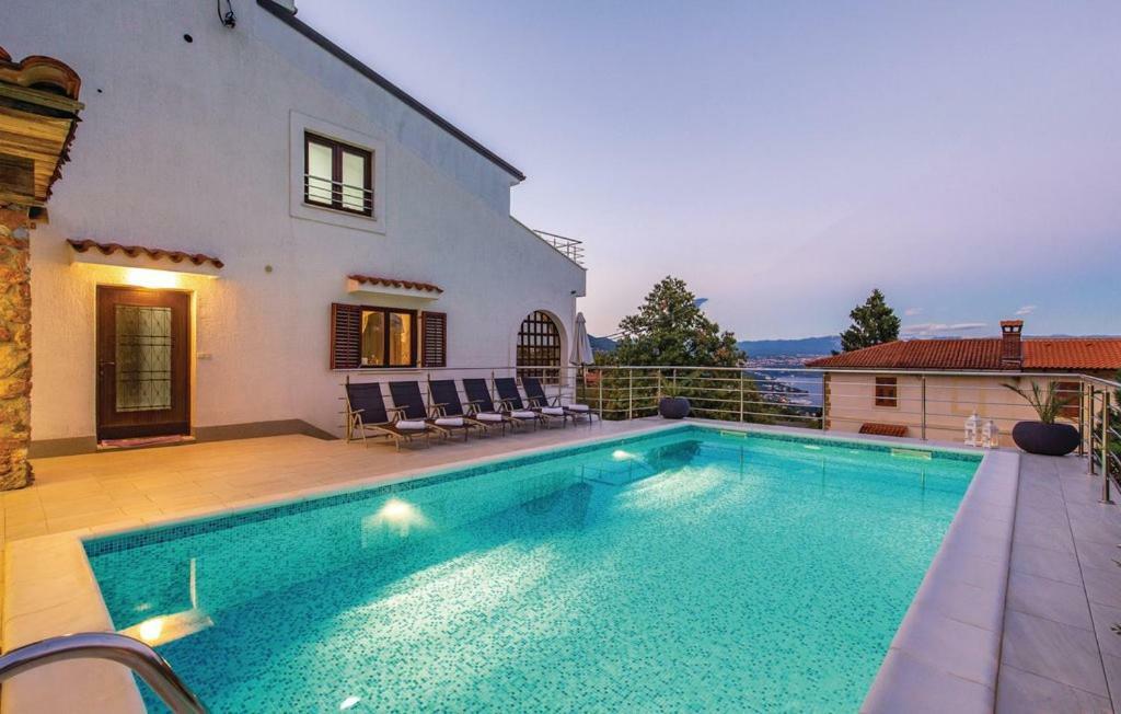 Villa Nino Ловран Екстериор снимка